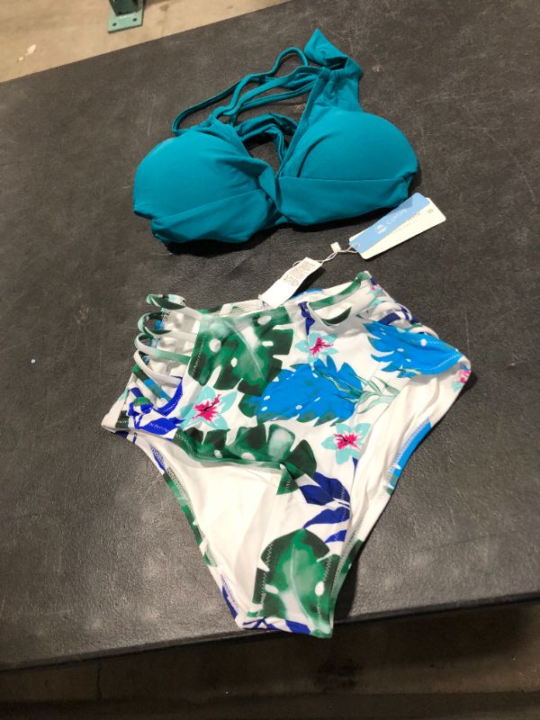 Photo 1 of CUPSHE WOMENS SWIM SUIT...SMALL...