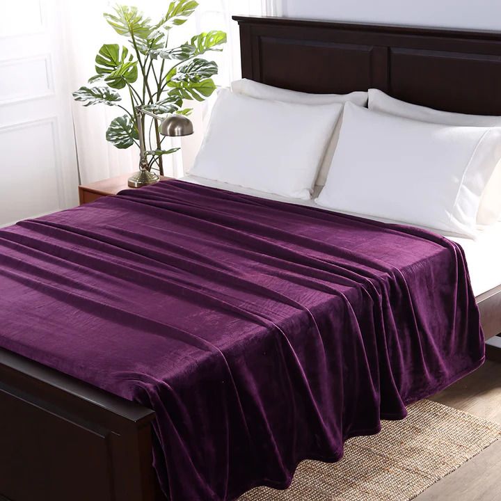 Photo 1 of FULL/QUEEN Berkshire Classic Velvety Plush  Blanket 90X90