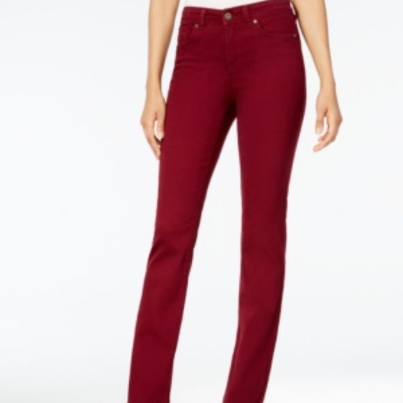 Photo 1 of SIZE 10 STYLE & CO WOMEN'S STRAIGHT LEG / TUMMY CONTROL / MID RISE RED SIZE 1O JEANS
