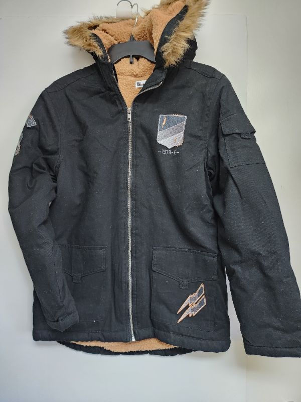 Photo 1 of SIZE L EPIC THREADS BOY'S FULL ZIP SHERPA HOODED BLACK 
(SIZE L  61-67" 100-126LBS)