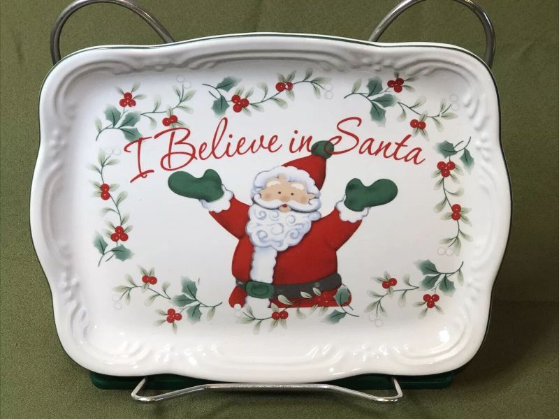 Photo 1 of Pfaltzgraff Winterberry I Believe in Santa Cookie Plate