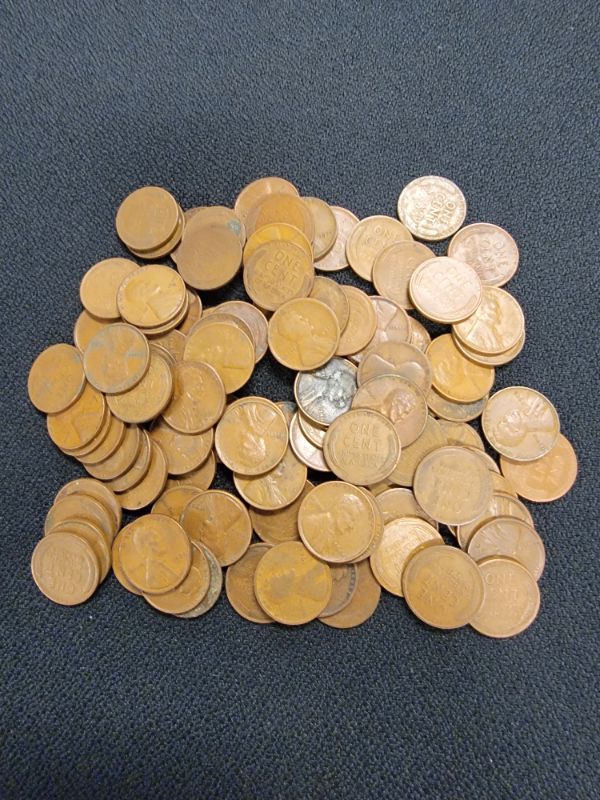 Photo 1 of 100 Wheat Pennies