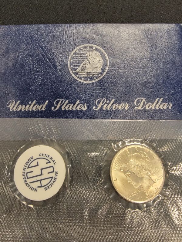 Photo 1 of 1922 Sealed Uncirculated Peace Dollar