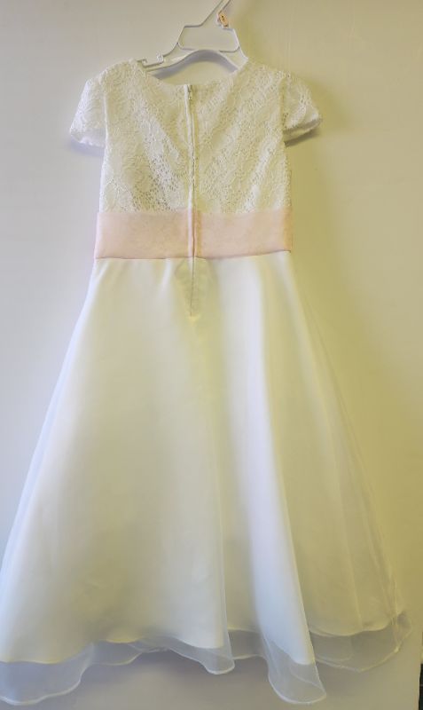 Photo 3 of SPECIAL OCCASION GIRL WHITE AND PINK DRESS SIZE 5