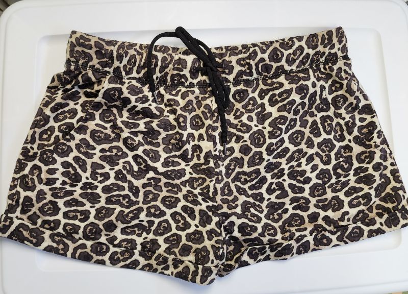 Photo 1 of MATERIAL GIRL WOMEN'S JUNIOR LEOPARD SHORTS SIZE M