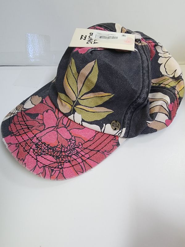 Photo 1 of BILLABONG WOMEN'S MULTICOLOR ADJUSTABLE BEACH CAP