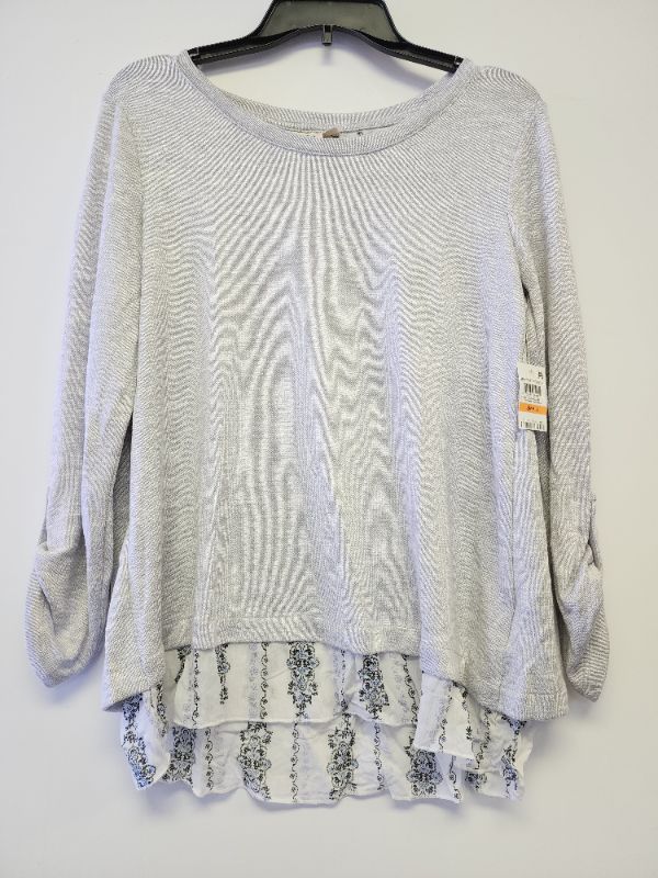 Photo 1 of STYLE & CO WOMEN'S TOP LONG SLEEVE SIZE SMALL GREY