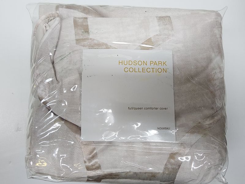 Photo 4 of Full / Queen Hudson Park COLLECTION Alistair COMFORTER Duvet Cover Full/queen nouveau PRINT