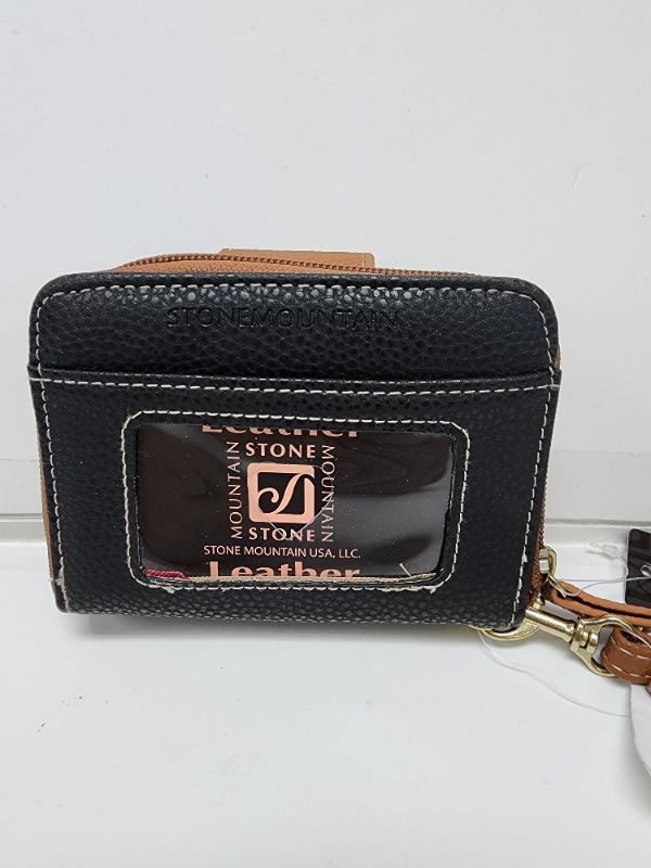 Photo 2 of Stone Mountain Leather Cornwall zip around women wallet