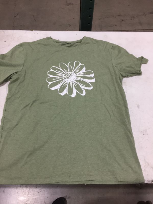 Photo 1 of FLORAL GREEN T-SHIRT SIZE XL 