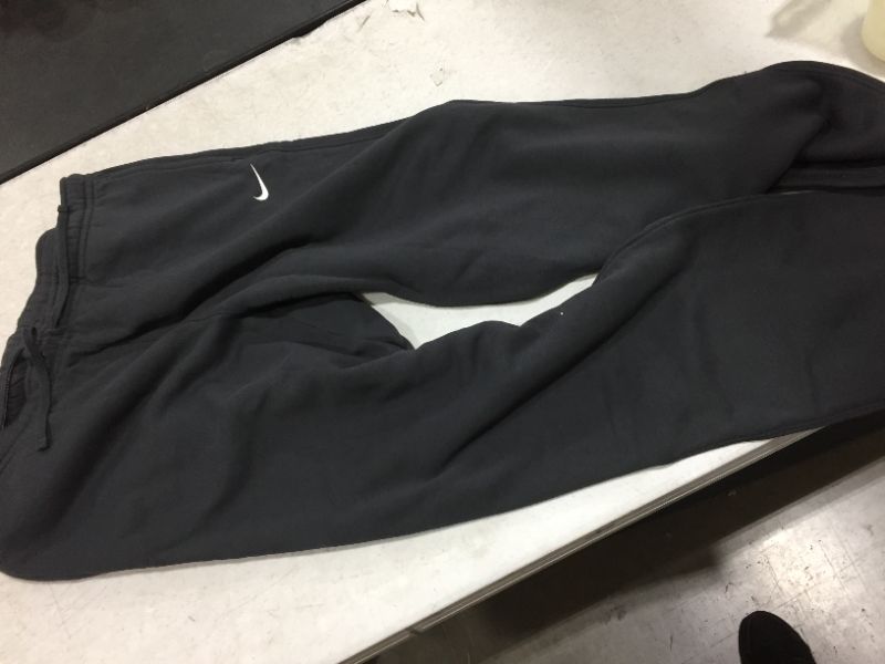 Photo 2 of NIKE Men's Club Swoosh Fleece Sweatpants SIZE XXL 


