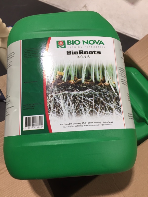Photo 3 of 2pk | Bio Nova BNTML5L The Missing Link Liquid Fertilizer Solution, 5 liters
