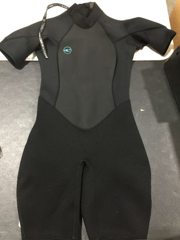 Photo 2 of O'Neill Women's Reactor-2 2mm Back Zip Short Sleeve Spring Wetsuit
SIZE 12