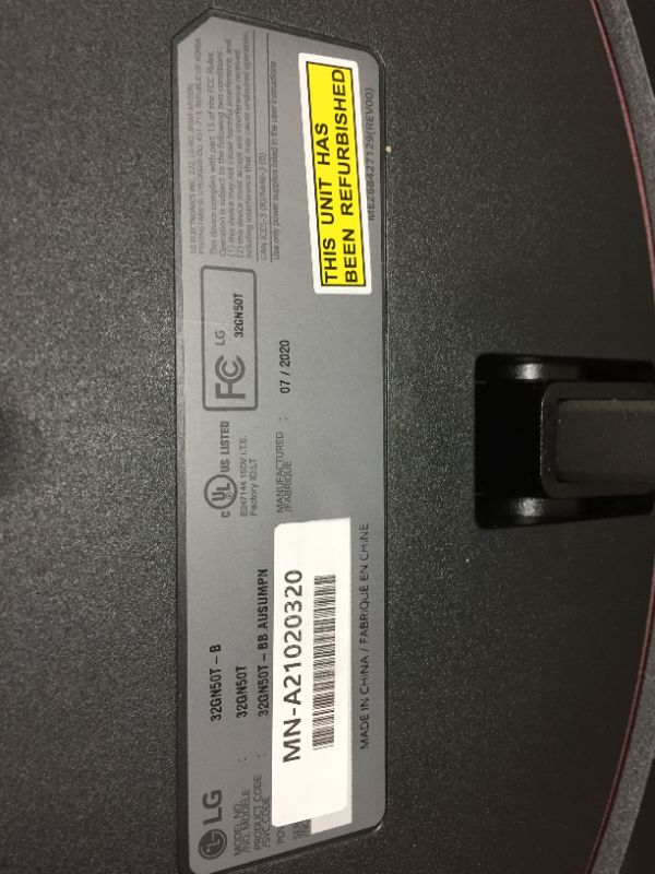 Photo 3 of LG 32GN50T-B 32" Class Ultragear FHD Gaming Monitor with G-SYNC Compatibility
