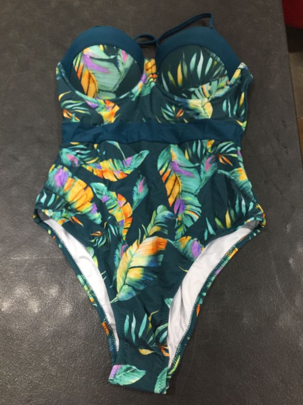 Photo 2 of Cupshe Tropical Leafy Moulded One Piece Swimsuit S
