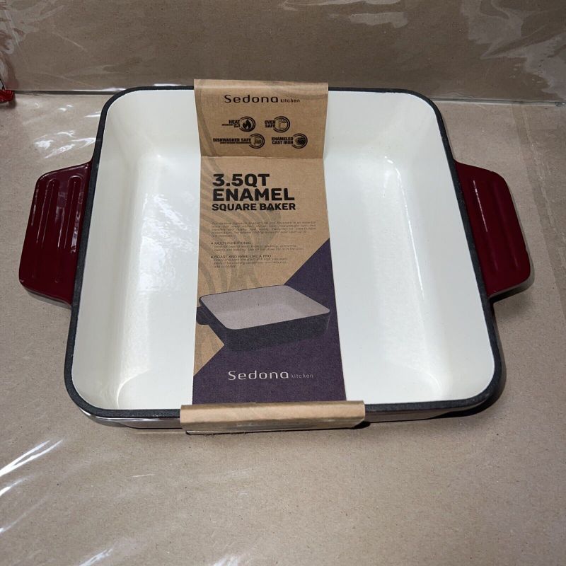 Photo 1 of Sedona Kitchen 3.5 QT Enameled Cast Iron Square Baker BURGUNDY