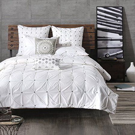 Photo 1 of Ink+Ivy Masie Duvet Cover King/Cal King Size - White , Elastic Embroidery Tufted Ruffles Duvet Cover Set – 3 Piece – 100% Cotton Percale Light Weight Bed Comforter Covers White King/California King (104 in x 92 in) FLOOR SAMPLE