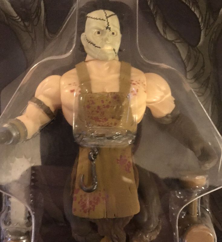 Photo 4 of Rare - Funko Savage World Action Figure Leatherface Texas Massacre 51/2 Action Figure 