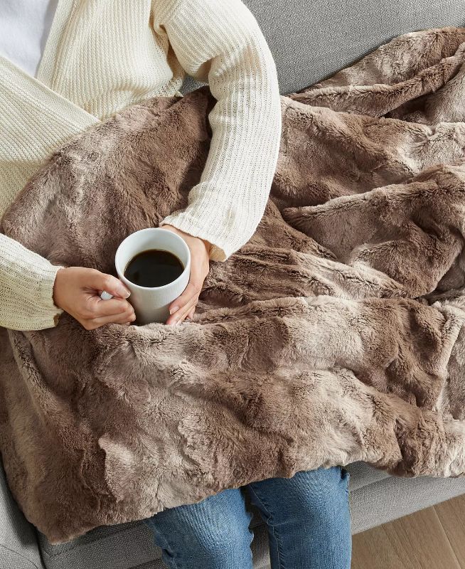 Photo 6 of BEAUTYREST Zuri Faux-Fur Weighted Blanket, 18lbs. 60 X 70. The Beautyrest Zuri weighted faux fur blanket provides luxurious comfort, while also making you feel safe and secure. This weighted blanket features a soft faux fur cover, for a glamorous look. Pr