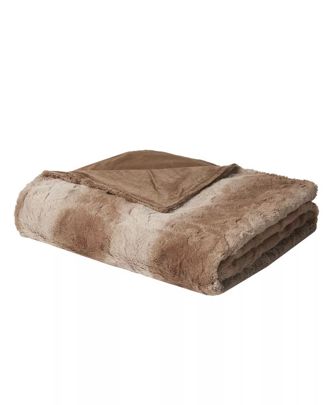 Photo 2 of BEAUTYREST Zuri Faux-Fur Weighted Blanket, 18lbs. 60 X 70. The Beautyrest Zuri weighted faux fur blanket provides luxurious comfort, while also making you feel safe and secure. This weighted blanket features a soft faux fur cover, for a glamorous look. Pr