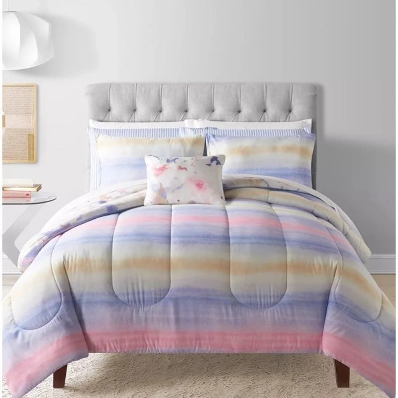 Photo 3 of SUNHAM Alice 12-Pc. Reversible QUEEN Comforter bedding Set
Includes: Reversible comforter, 2 reversible shams, solid sheet set (4pc set), printed sheet set (4pc set) and Decorative pillow