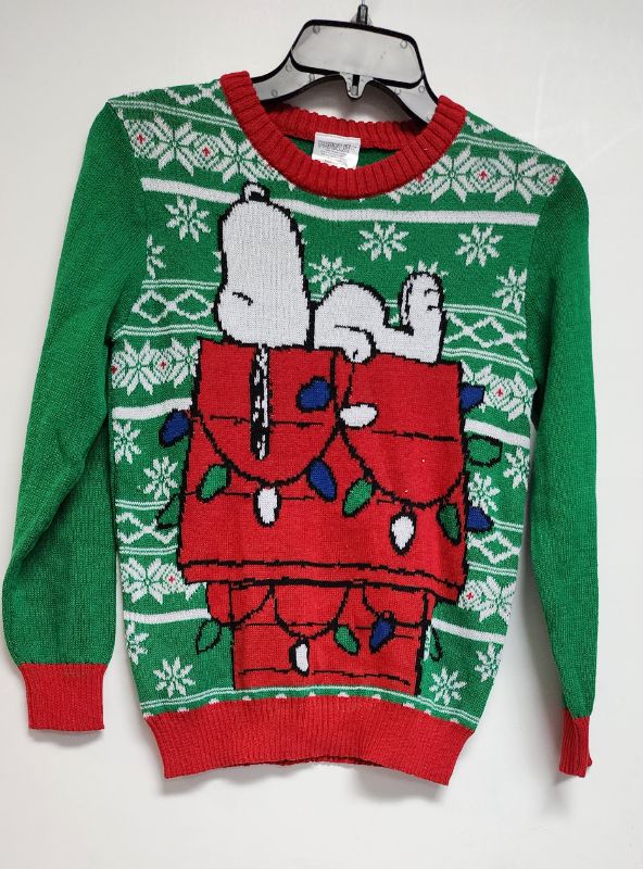 Photo 1 of PEANUTS BIG BOYS CHRISTMAS SWEATER SIZE S