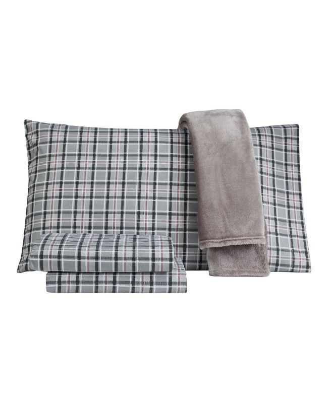 Photo 2 of KING SIZE Traditions Microfiber 4-Piece Sheet Set with BONUS Throw Bedding, Charcoal King. 4 Piece Set And Throw
100% Polyester. Includes: 1 King Flat Sheet 108" x 102" - 2 King Pillowcases 20" x 40" - 1 King Fitted Sheet 78" x 80"
1 Plush Throw 50" x 60"