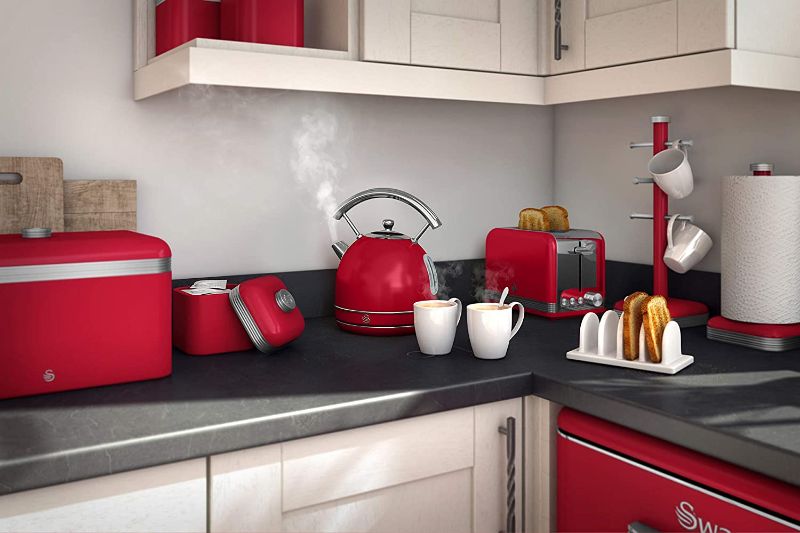 Photo 5 of Swan Retro Dome Tea Kettle, Salton Retro Dome Kettle 1.7 L - Red - The 1.7 litre Jug Kettle from iconic housewares brand Swan is perfect for those who like to be a little more classic with their interior design choices. Chic and stylish, this appliance is