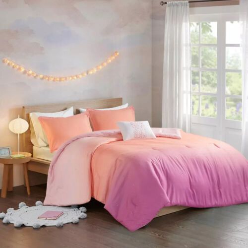 Photo 1 of Size Twin/ TXL Mi Zone Glimmer  Metallic Glitter Printed Reversible Duvet Cover Set, Includes: 1 Duvet Cover, 1 Sham, 1 Dec Pillow