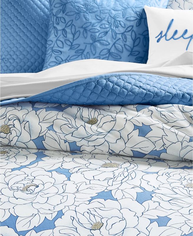 Photo 4 of FULL/QUEEN Charter Club Damask Designs Camellia Comforter Sets, Created for Macy's FULL/ QUEEN Size Charter Club Damask Designs Camellia Comforter Sets, Created for Macy's. Revamp your bedroom décor with the Damask Designs Camellia duvet cover set from Ch