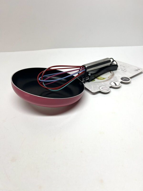 Photo 1 of Small Core Kitchen Pink 5.5" Egg Non-Stick Mini Frying Pan Set Skillet Camping Single.