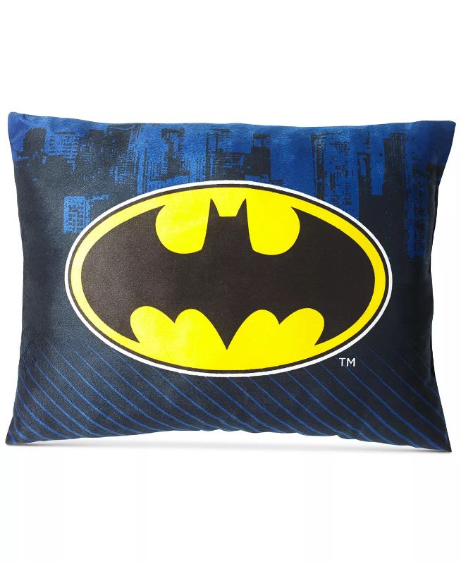 Photo 3 of TWIN Batman 6-Pc. Twin Comforter Set. Straight from the popular Warner Bros. DC Comics animated series, this action-packed Batman comforter set has everything you need to create a fun-themed bedroom for your child. Set includes: twin comforter, one standa