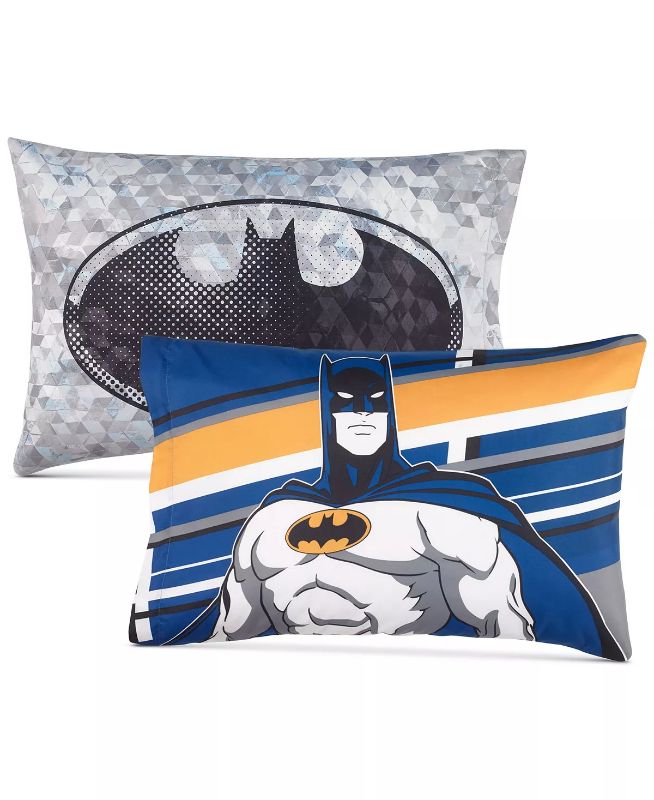 Photo 4 of TWIN Batman 6-Pc. Twin Comforter Set. Straight from the popular Warner Bros. DC Comics animated series, this action-packed Batman comforter set has everything you need to create a fun-themed bedroom for your child. Set includes: twin comforter, one standa