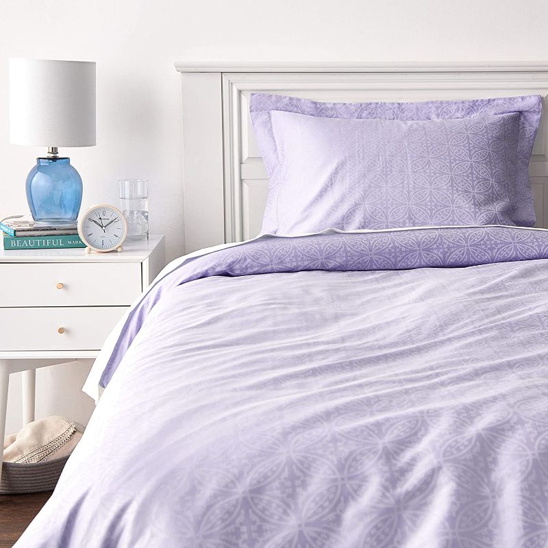 Photo 1 of FULL / QUEEN Pointehaven Printed Duvet Sets, 300 Thread Count Cotton Sateen. 100% Combed Cotton. Imported
2-piece printed cotton duvet set includes 1 duvet cover and 1 standard pillow sham - 300 Thread Count - Duvet Cover 66" width x 84" length; Standard 