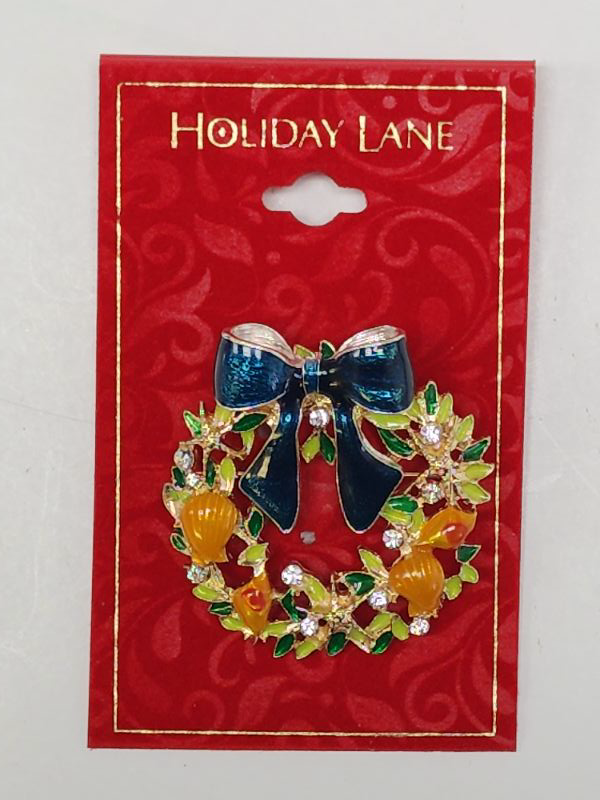 Photo 1 of Holiday Lane Gold Tone Christmas Wreath Brooch Green Bow 