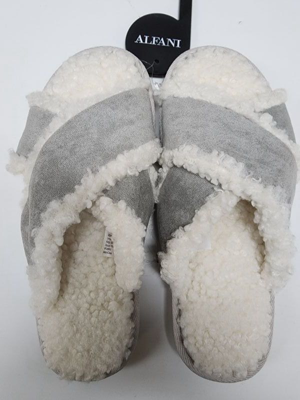 Photo 1 of  Size SM 5-6 Women's Crossband Faux Suede & Sherpa Slipper Tornado Grey