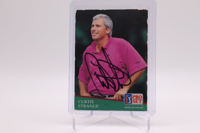 Photo 1 of Curtis Strange AUTOGRAPHED card