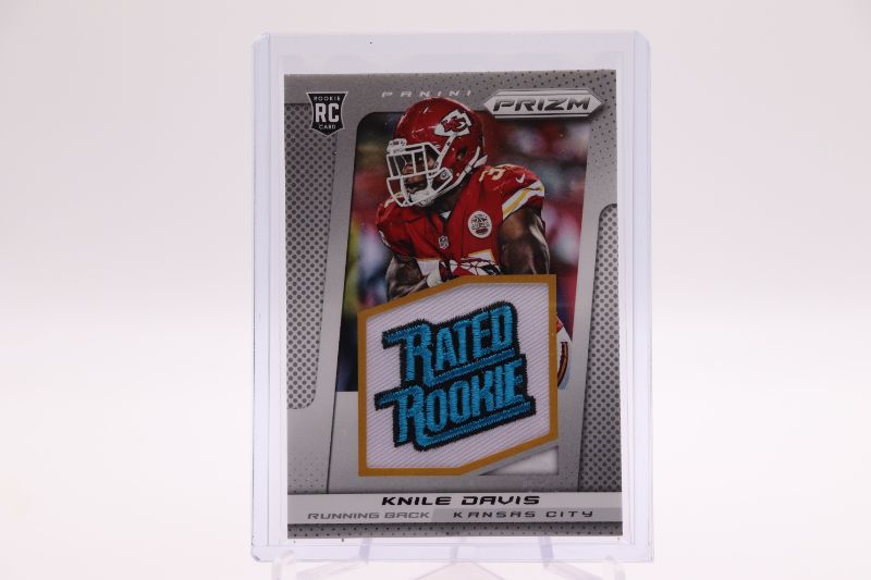 Photo 1 of Knile Davis Rated ROOKIE patch card (Mint)