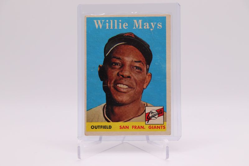 Photo 1 of 1958 Topps Willie Mays (VG) surface crease 