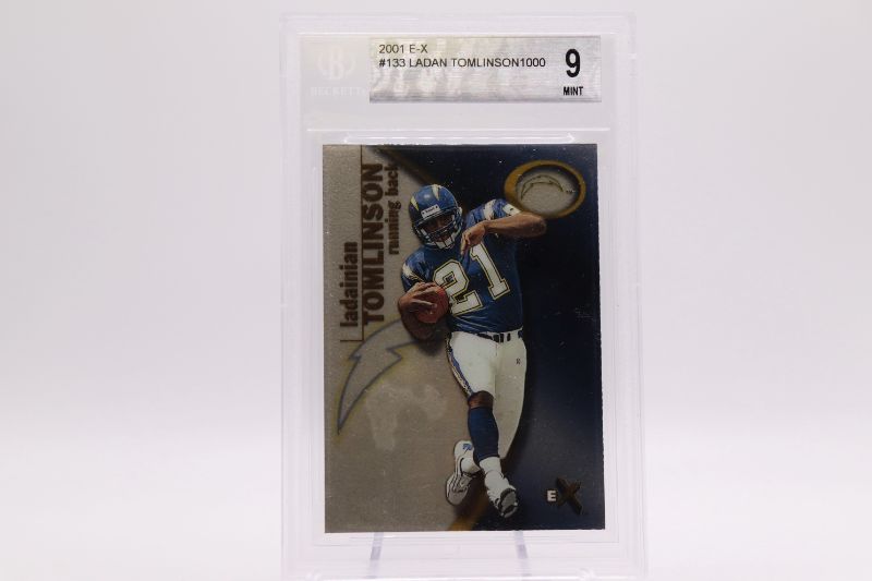 Photo 1 of 2001 EX Ladainian Tomlinson ROOKIE (Graded 9) numbered