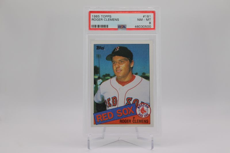 Photo 1 of 1985 Topps Roger Clemens ROOKIE (Graded 8)