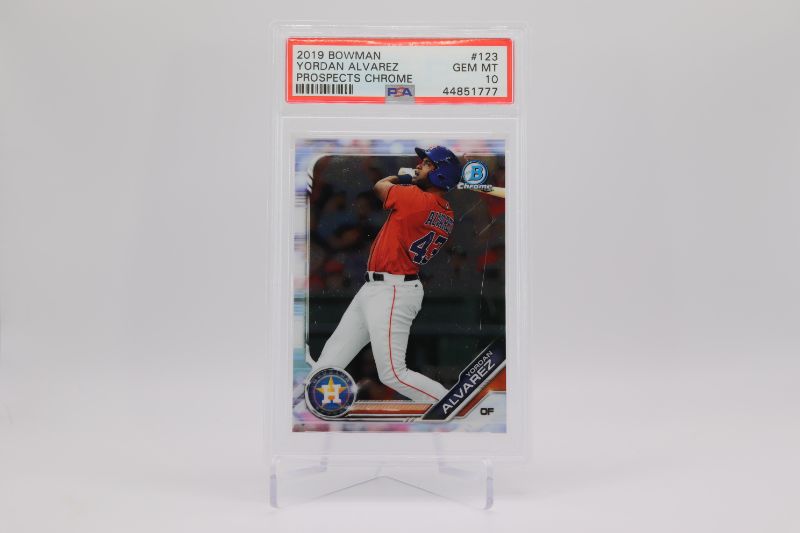 Photo 1 of 2019 Bowman CH Yordan Alvarez ROOKIE (Graded 10)