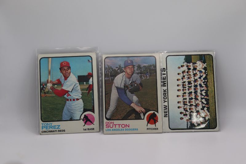 Photo 1 of 3 card lot 1973 Topps Baseball 