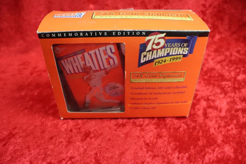 Photo 1 of 1999 Wheaties 24K mini box Mark McGwire