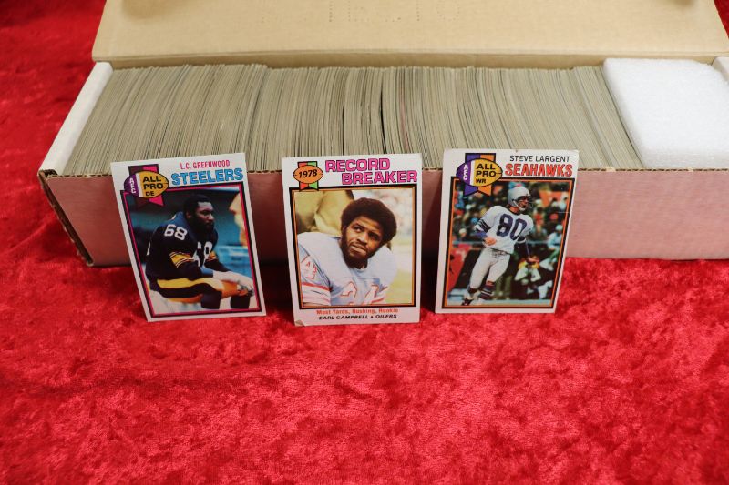 Photo 2 of Box of 1979 Topps Football cards (700+)