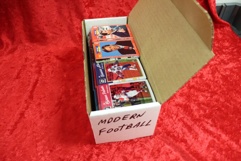 Photo 1 of Box of modern Football cards (700+)