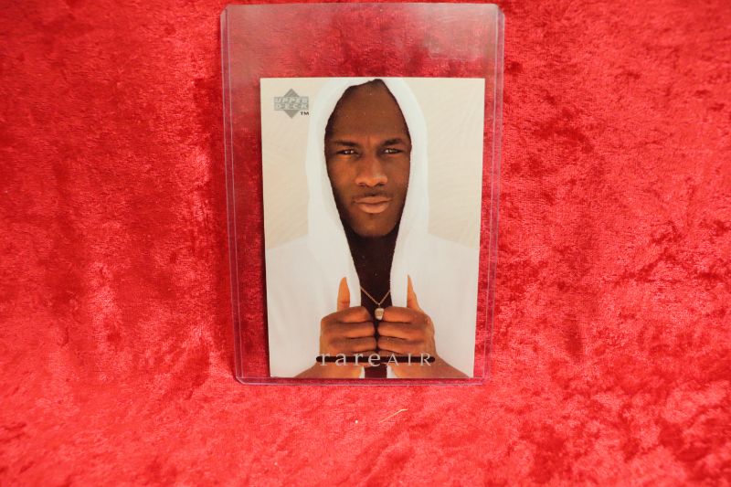 Photo 1 of Michael Jordan 1994 UD 3.5x5 (Mint)