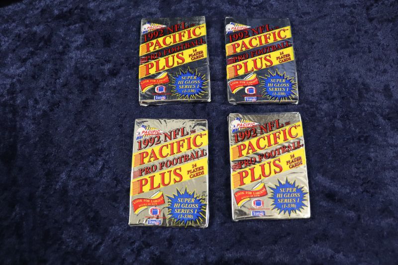Photo 1 of 1992 Pacific NFL packs x 4 (sealed)