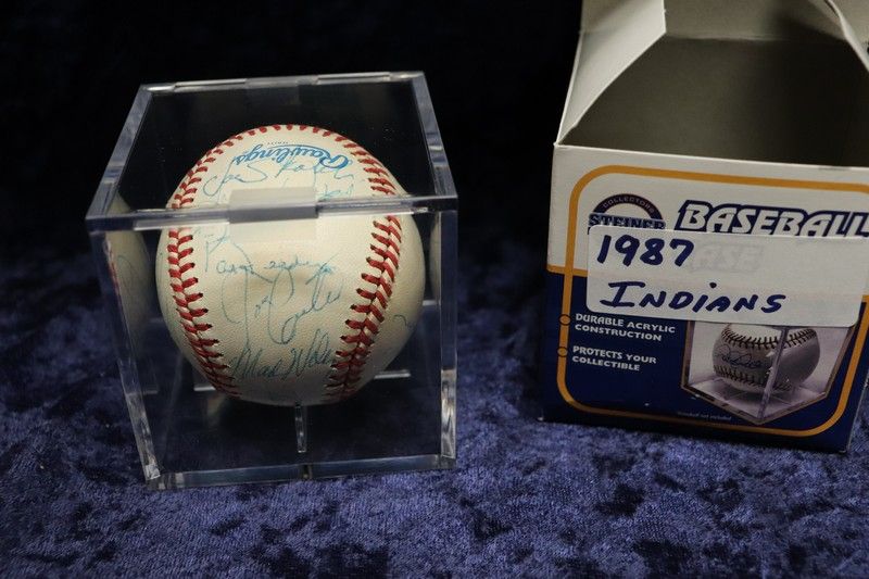 Photo 3 of 1987 Cleveland Indians Team SIGNED ball in cube