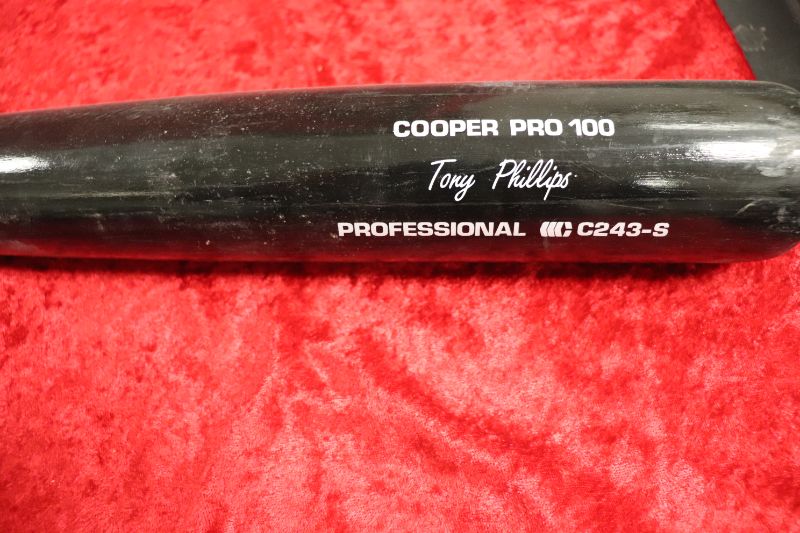 Photo 1 of Tony Phillips Game Used bat (Uncracked)